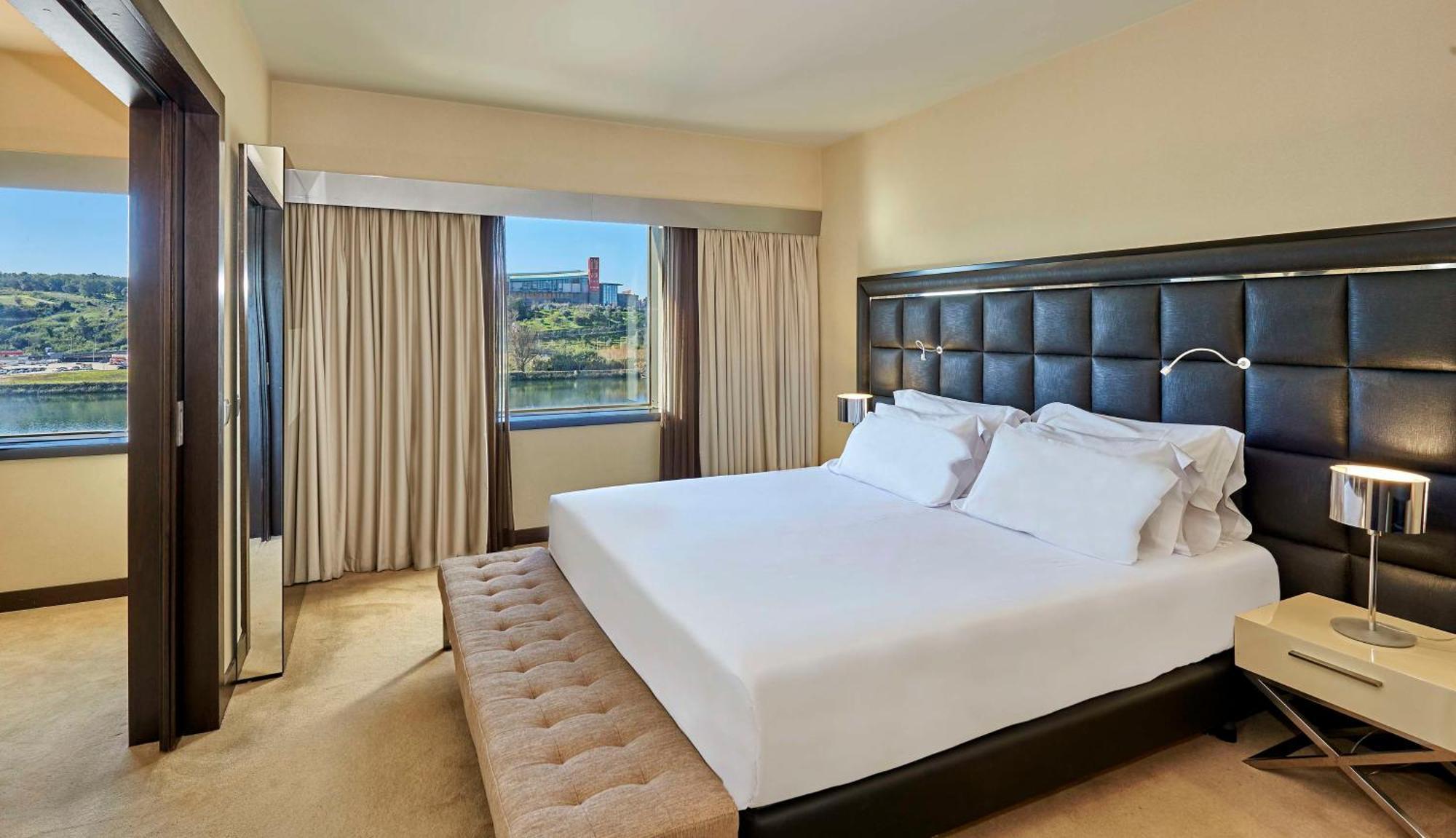 Nh Coimbra Dona Ines Otel Dış mekan fotoğraf